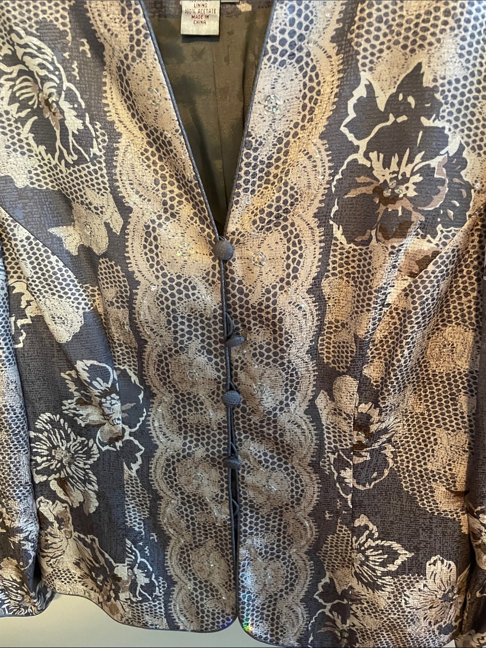 Adrianna Papell Gray and Silver Floral Lace-Print Evening Jacket - Picture 4 of 5